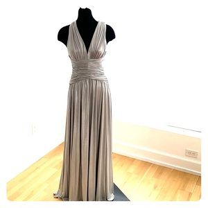 Stunning Calvin Klein Formal Gown Wedding Size 6